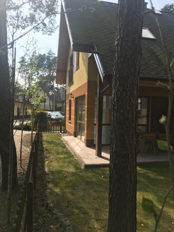 Apartament Anita Lägenhet Międzywodzie Exteriör bild