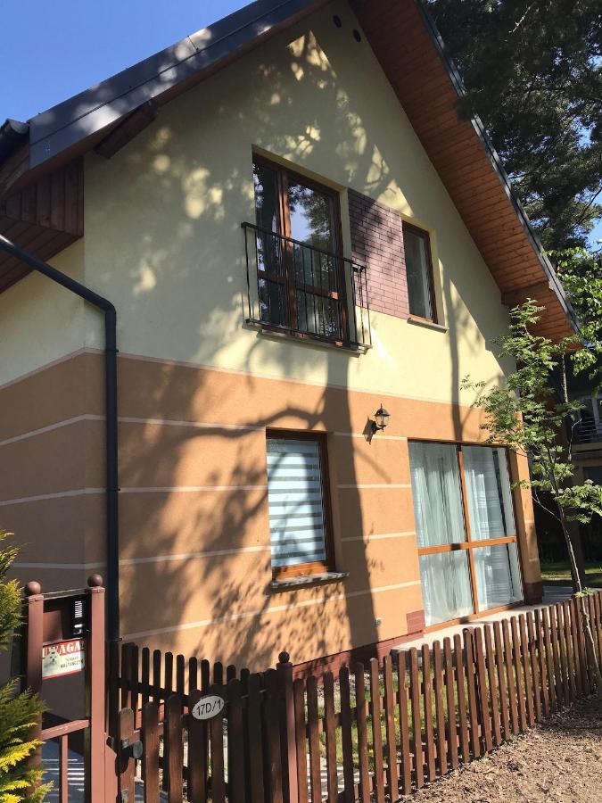 Apartament Anita Lägenhet Międzywodzie Exteriör bild
