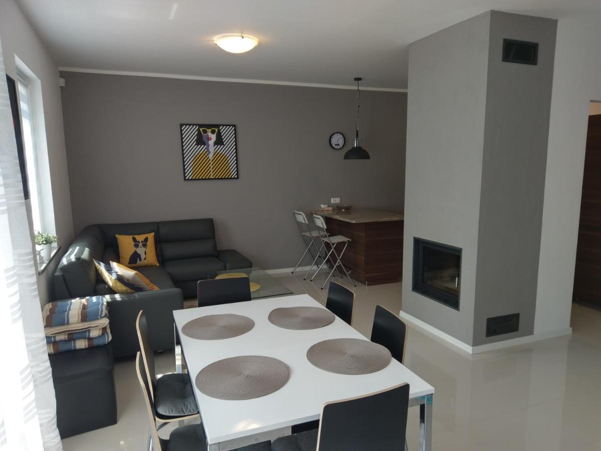 Apartament Anita Lägenhet Międzywodzie Exteriör bild